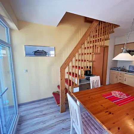 Ostseepark Waterfront Galeone 44 *